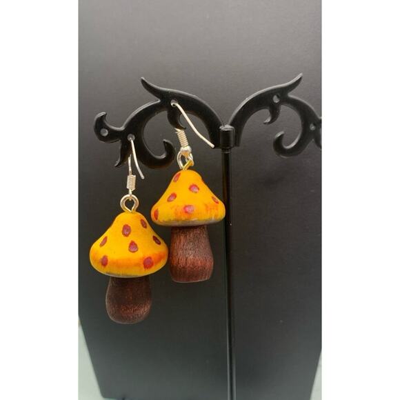 Cute Wooden Hand Painted Mushroom Earrings Boho 70’s Hippie - Picture 3 of 4
